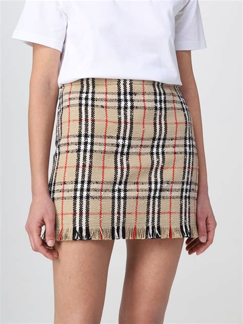 falda burberry|burberry clothing website.